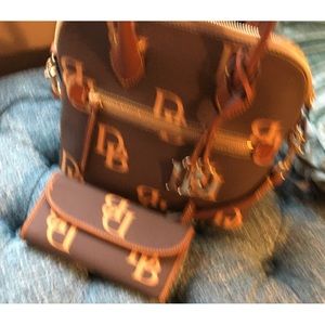 Dooney and Bourke purse set